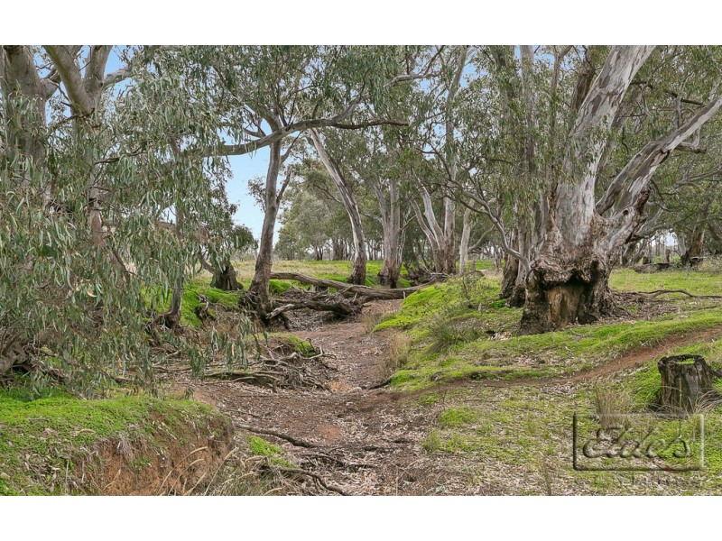 3058 Northern Highway, Toolleen VIC 3551