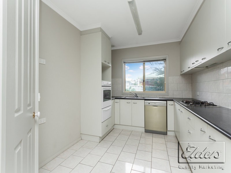 8 Diamond Court, Kangaroo Flat VIC 3555