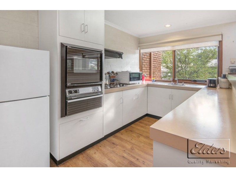 1/165 Retreat Road, Spring Gully VIC 3550