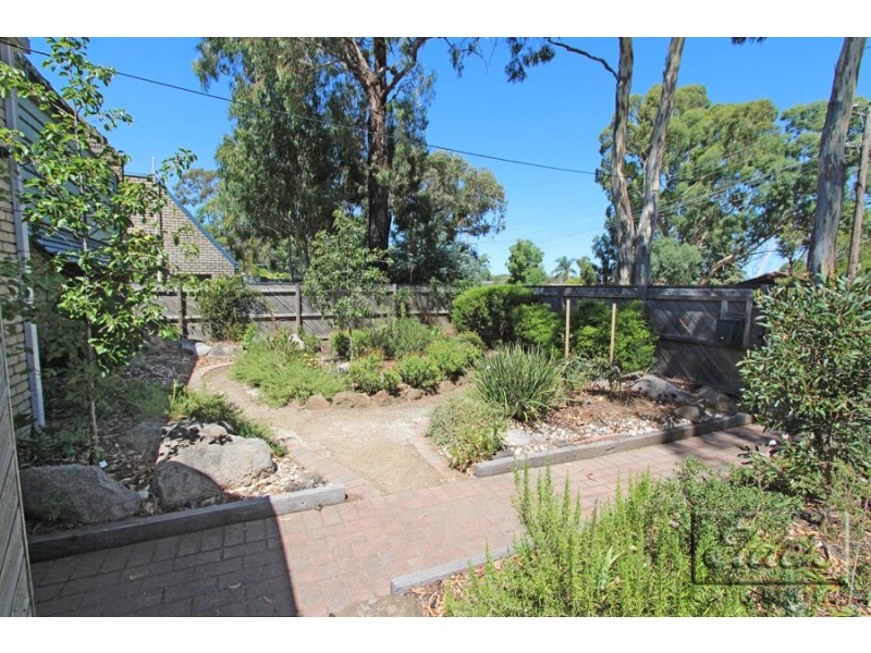 26 Mistletoe Street, Golden Square VIC 3555