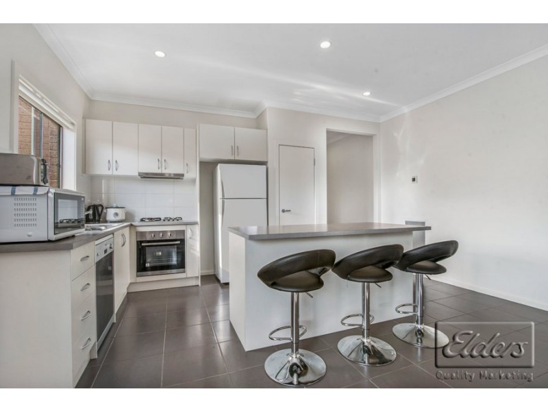 20 Roper Terrace, Epsom VIC 3551