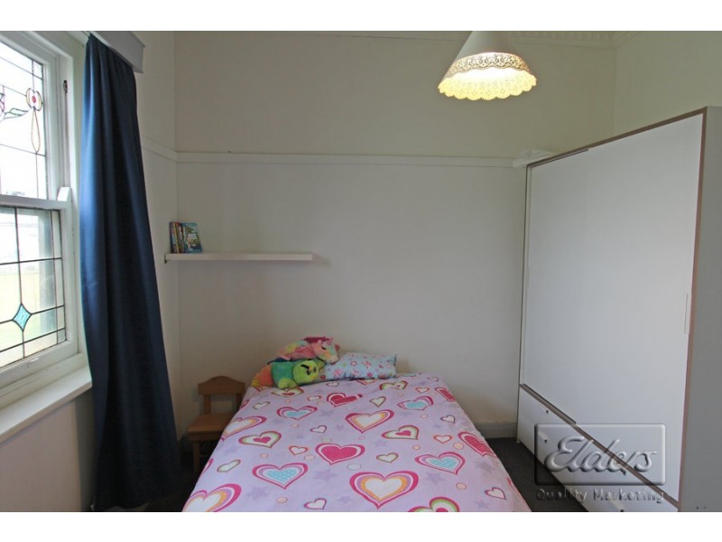 327 Eaglehawk Road, California Gully VIC 3556