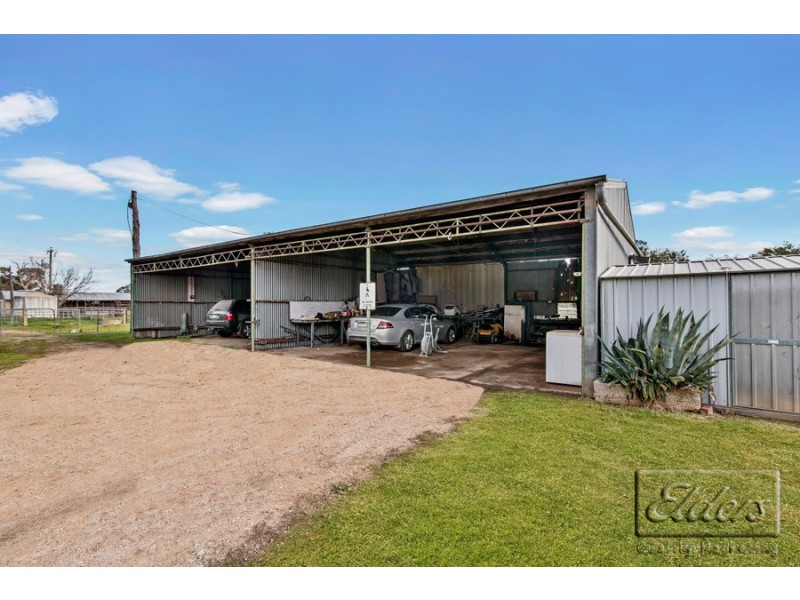 843 Yarrawalla East Road, Mologa VIC 3575