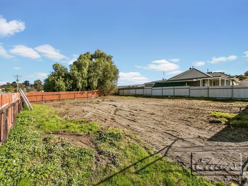 135 Thistle Street, Bendigo VIC 3550