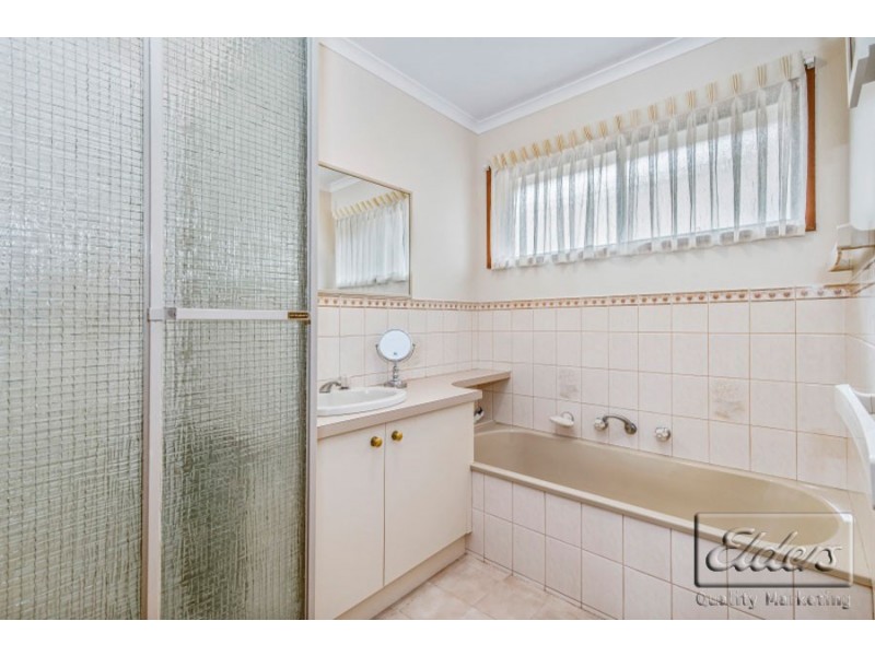 20 Sherwood Drive, Flora Hill VIC 3550