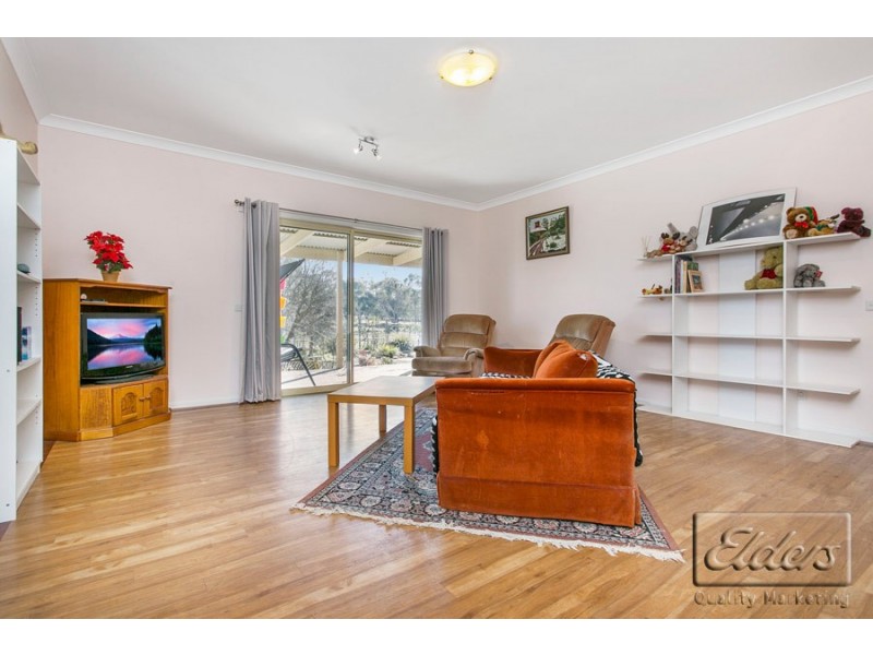 5 Kalinda Drive, Junortoun VIC 3551