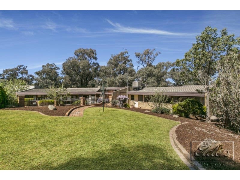 37 Mill Street, Kennington VIC 3550