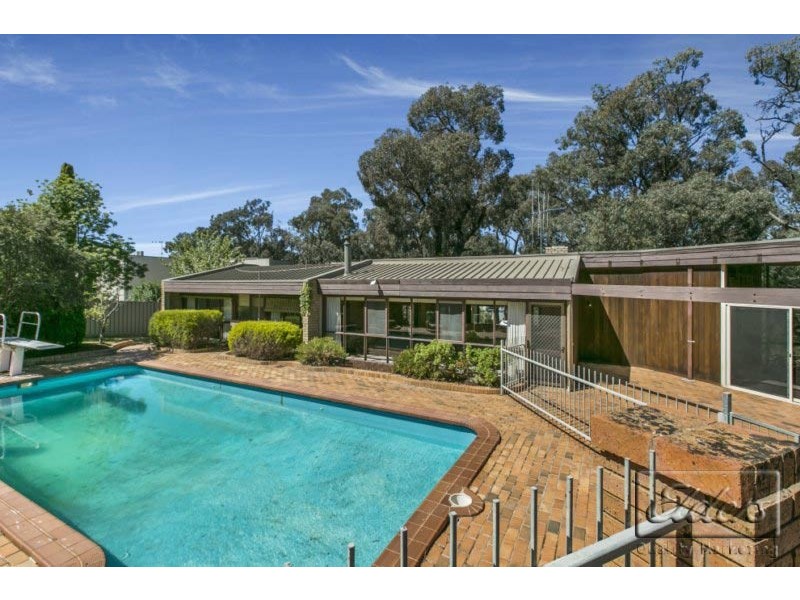 37 Mill Street, Kennington VIC 3550