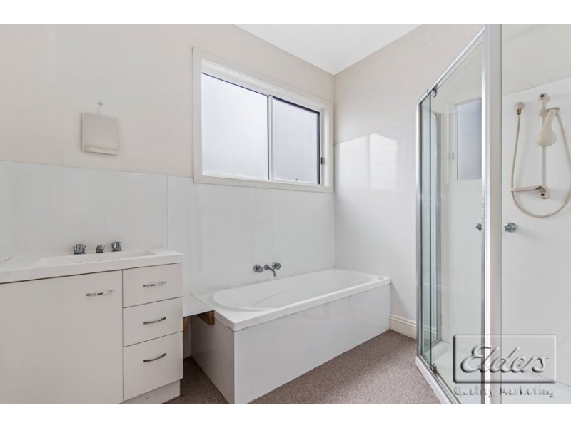 19 Regent Street, Kangaroo Flat VIC 3555