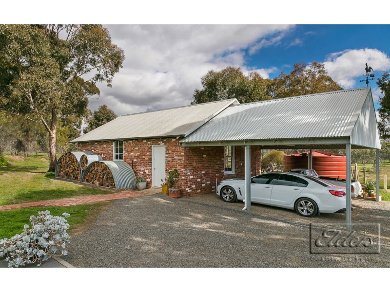 446 Native Gully Crescent, Strathfieldsaye VIC 3551