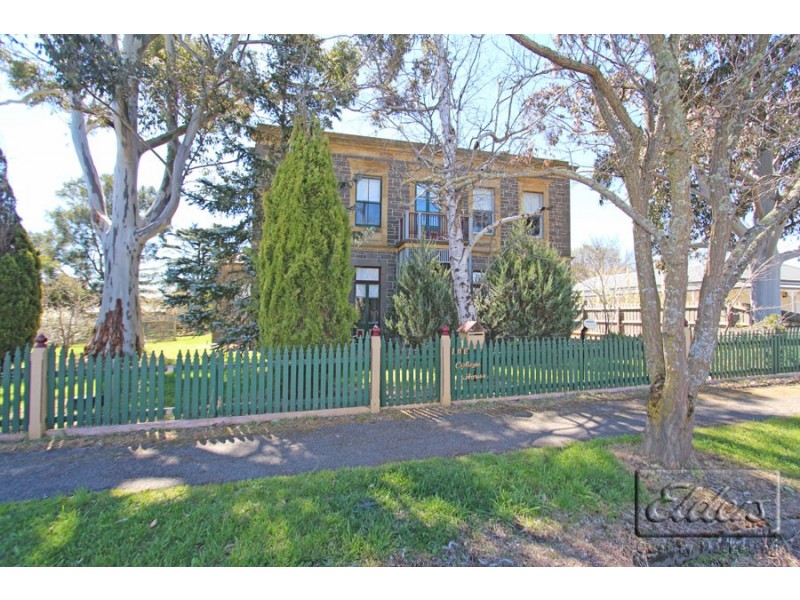 106 Piper Street, Kyneton VIC 3444