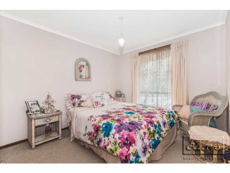 1/39 Nabilla Crescent, Strathdale VIC 3550
