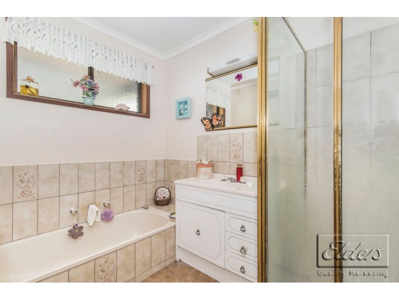 1/39 Nabilla Crescent, Strathdale VIC 3550