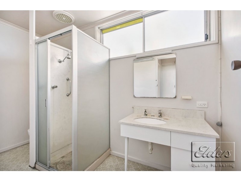 2/9 Sternberg Street, Kennington VIC 3550