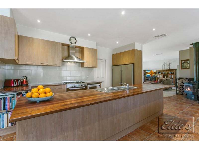 33 Mills Road, Strathfieldsaye VIC 3551