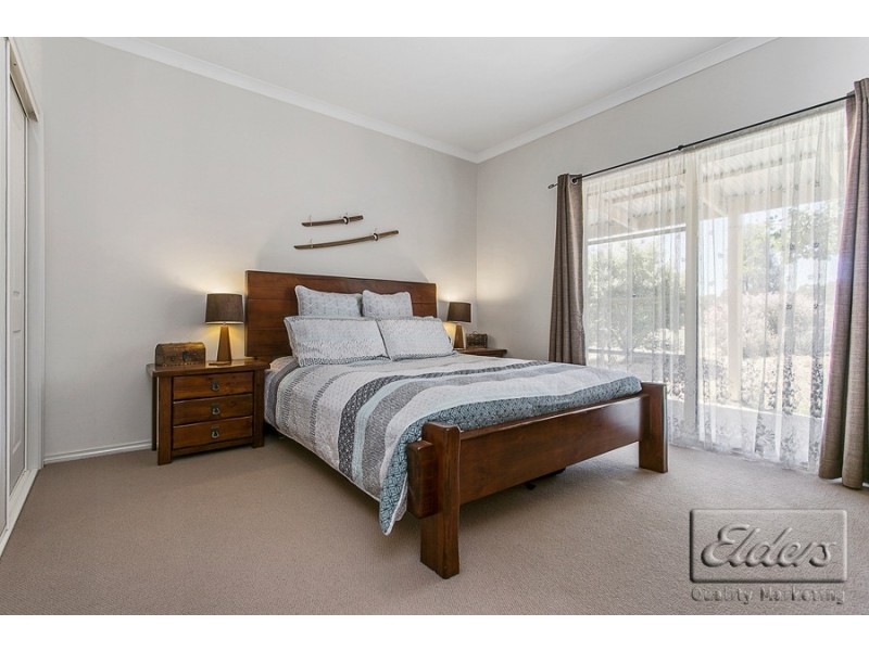 33 Mills Road, Strathfieldsaye VIC 3551