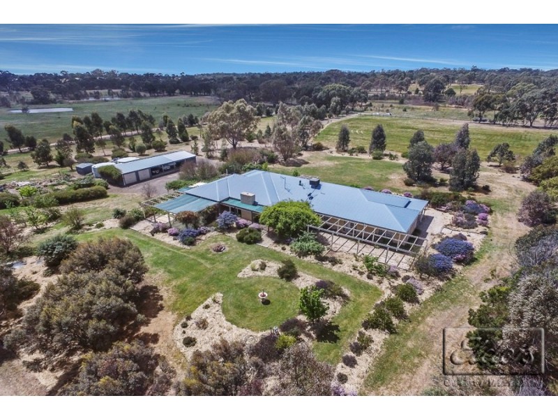 33 Mills Road, Strathfieldsaye VIC 3551