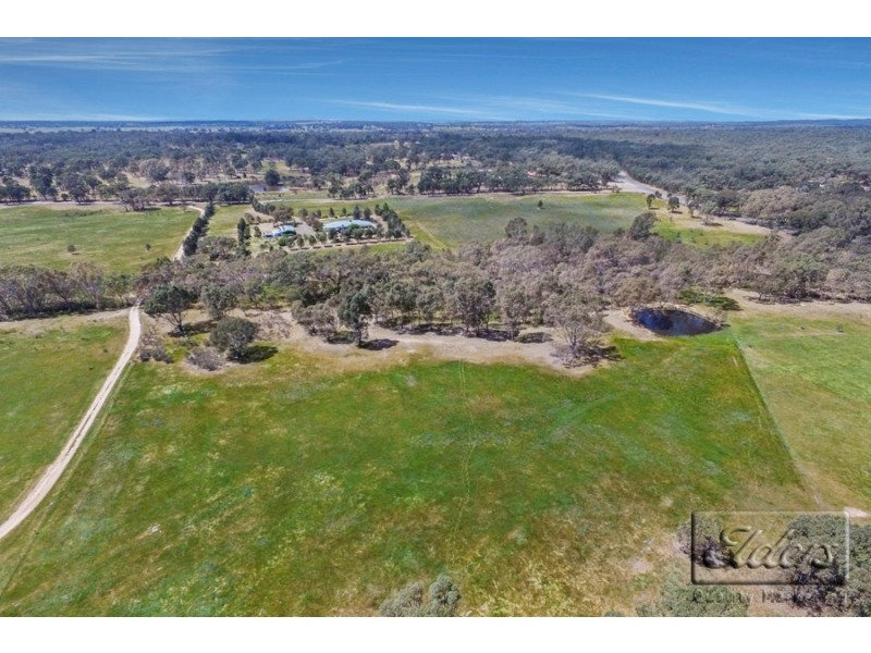 33 Mills Road, Strathfieldsaye VIC 3551