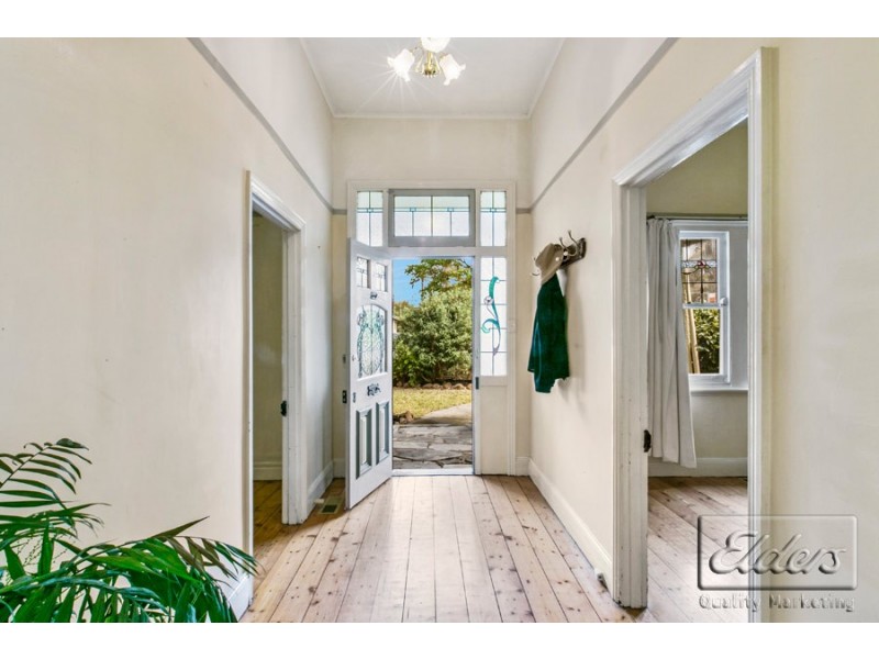 7 Carolin Street, Flora Hill VIC 3550