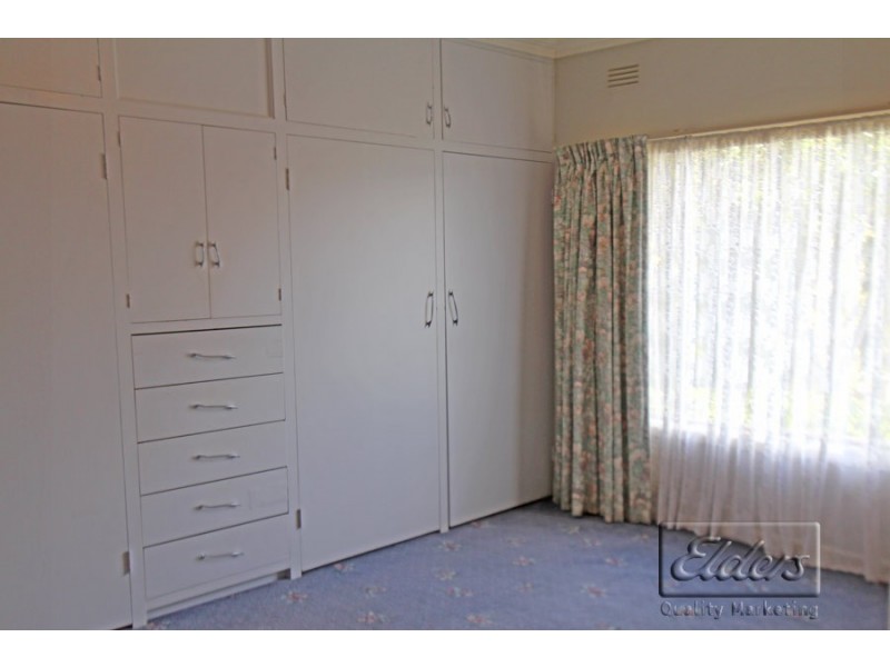 14 Station Street, Kangaroo Flat VIC 3555