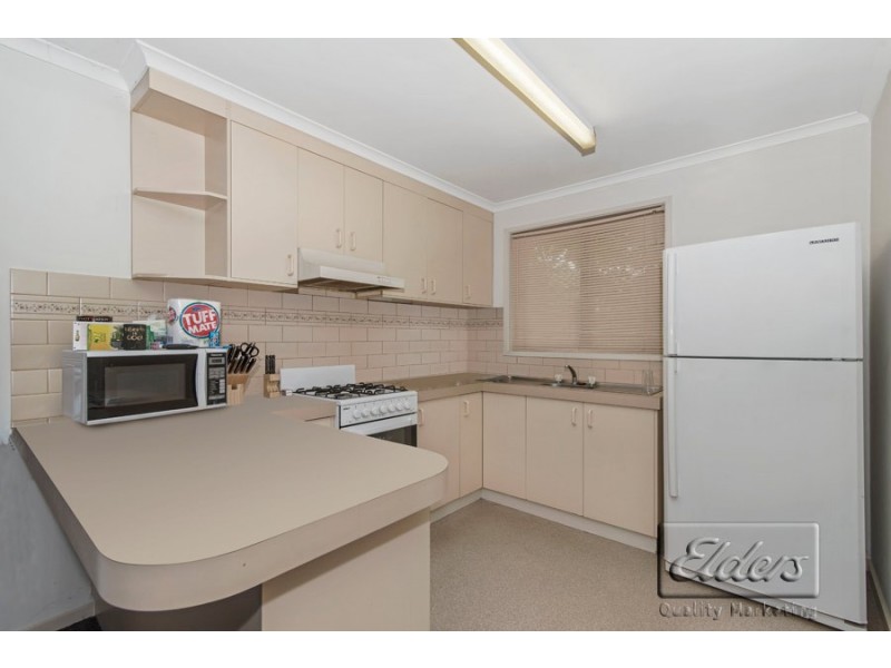 2/6A VICTORIA STREET, Ironbark VIC 3550