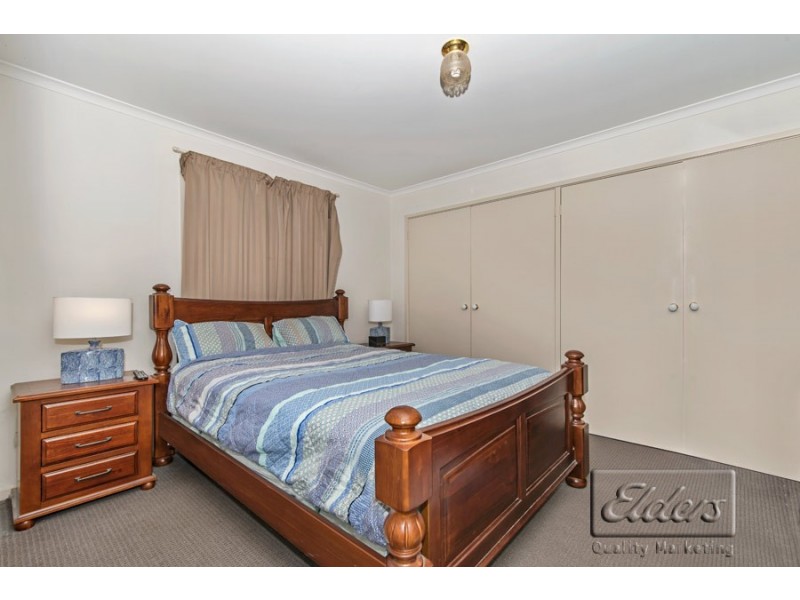 2/6A VICTORIA STREET, Ironbark VIC 3550