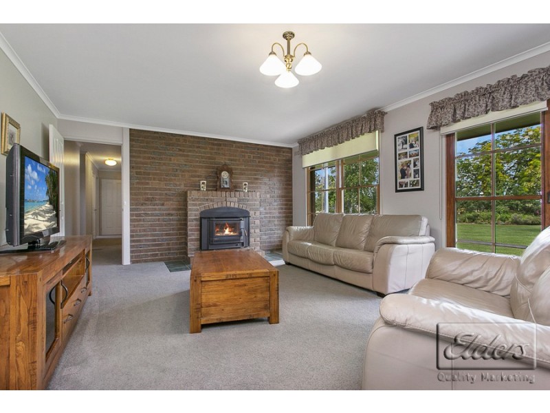 8 Rodney Lane, Goornong VIC 3557