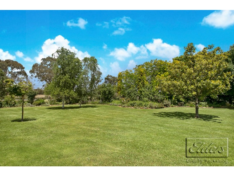 8 Rodney Lane, Goornong VIC 3557