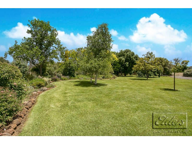 8 Rodney Lane, Goornong VIC 3557