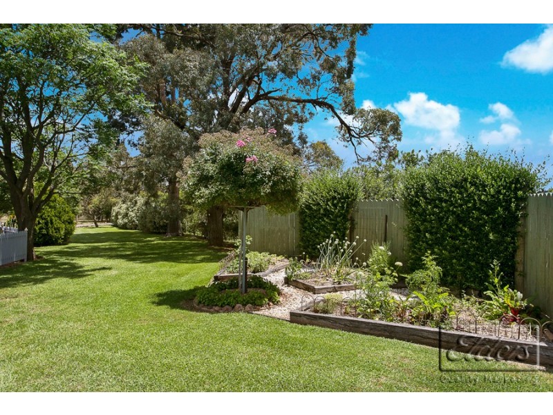 8 Rodney Lane, Goornong VIC 3557