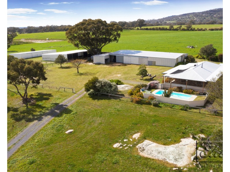 256 Bridgewater – Maldon Road, Maldon VIC 3463