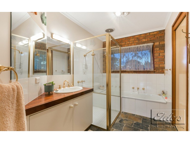 70 Bareena Lane, Lockwood VIC 3551