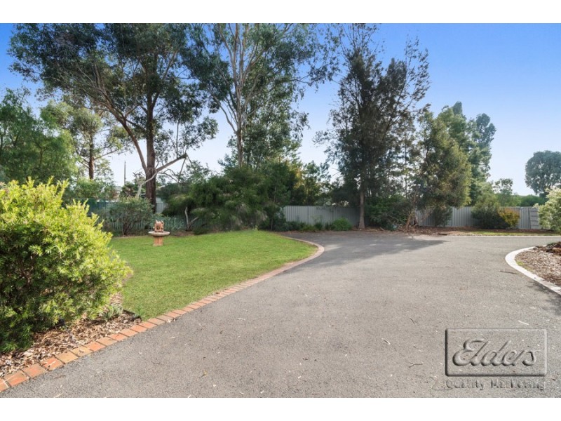 2 William Street, Long Gully VIC 3550