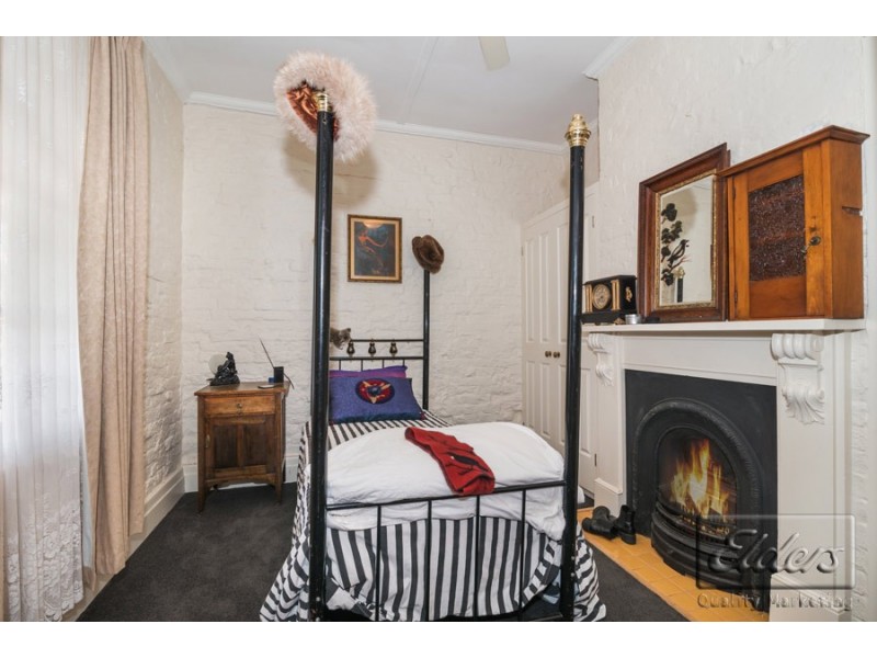 2 William Street, Long Gully VIC 3550