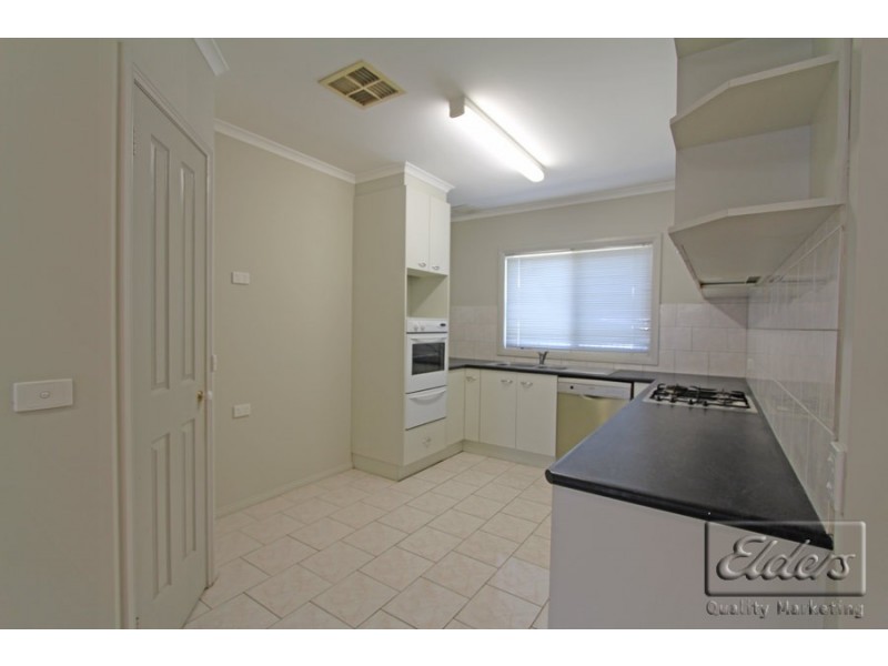 8 Diamond Court, Kangaroo Flat VIC 3555