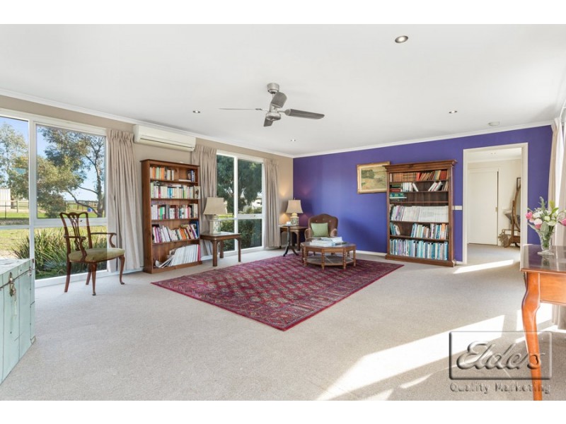 108 Sunrise Crescent, Lockwood South VIC 3551