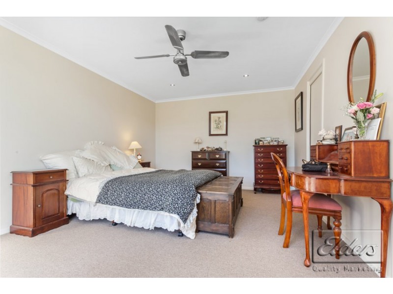 108 Sunrise Crescent, Lockwood South VIC 3551