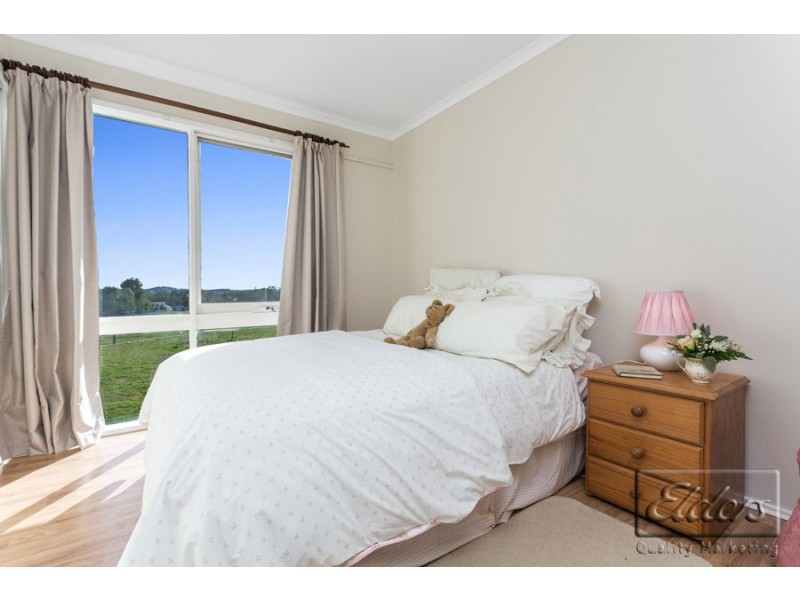 108 Sunrise Crescent, Lockwood South VIC 3551