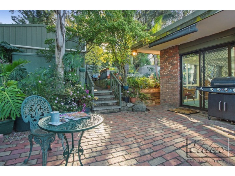 5 Boronia Crescent, Strathdale VIC 3550