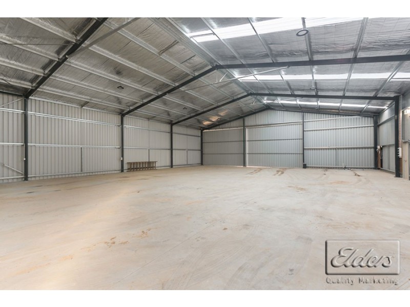 33 HAM STREET, Golden Square VIC 3555