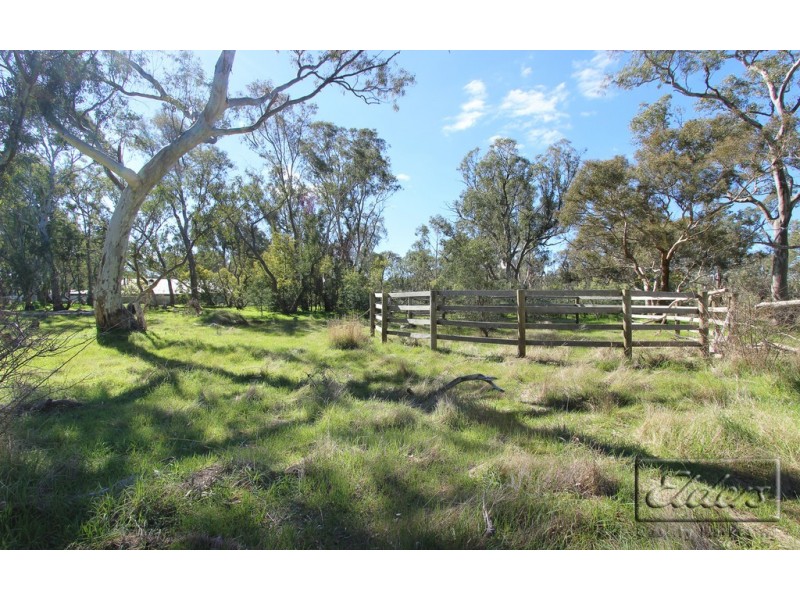 55 Dr Barkers Lane, Harcourt North VIC 3453