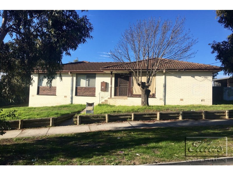 16 DERWENT DRIVE, Long Gully VIC 3550