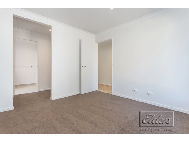 64 CHAPPLE STREET, California Gully VIC 3556