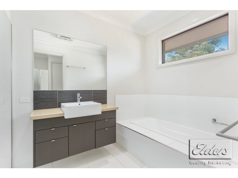 75 Sunrise Crescent, Lockwood South VIC 3551