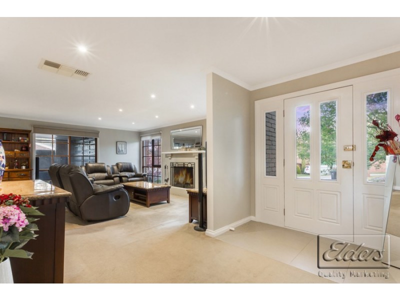 4 Metro Court, Strathdale VIC 3550