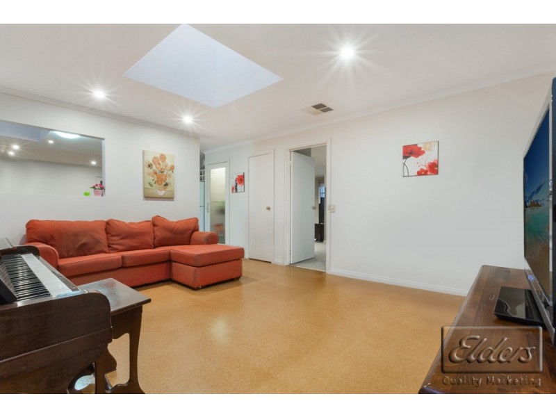 4 Metro Court, Strathdale VIC 3550