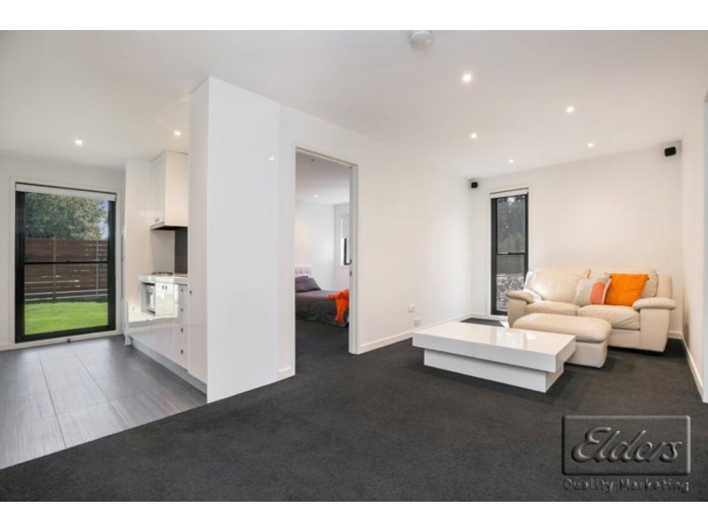 16 Steane Street, Kennington VIC 3550