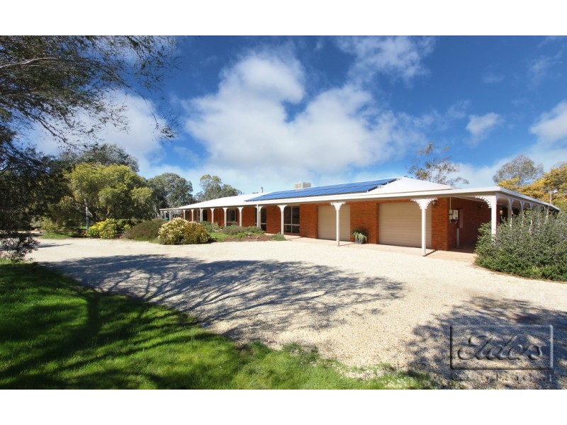 729 Edwards Road, Marong VIC 3515