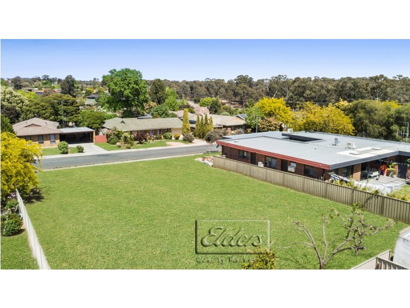 15 Cheriton Drive, Strathdale VIC 3550