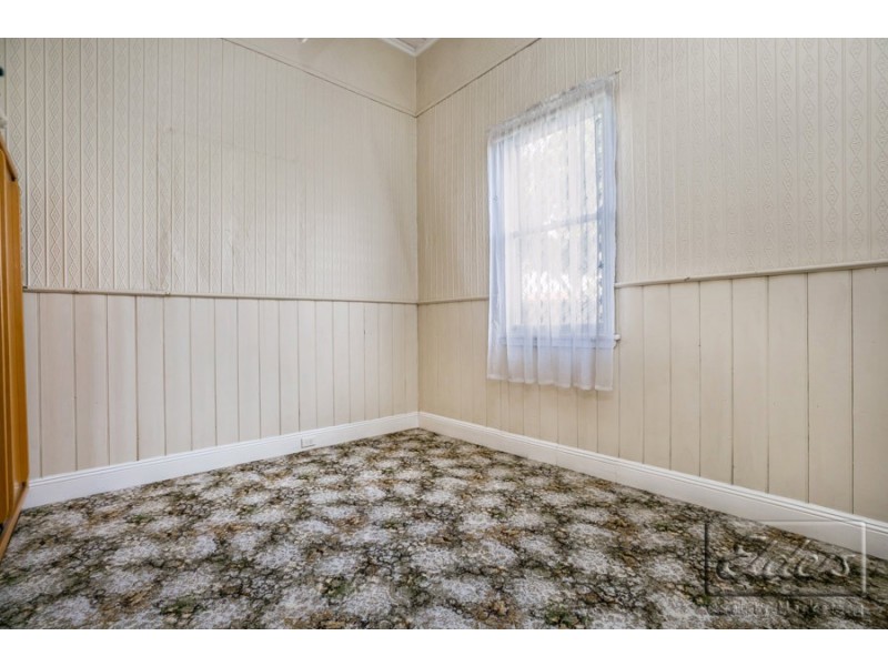 2 Station Street, Kangaroo Flat VIC 3555